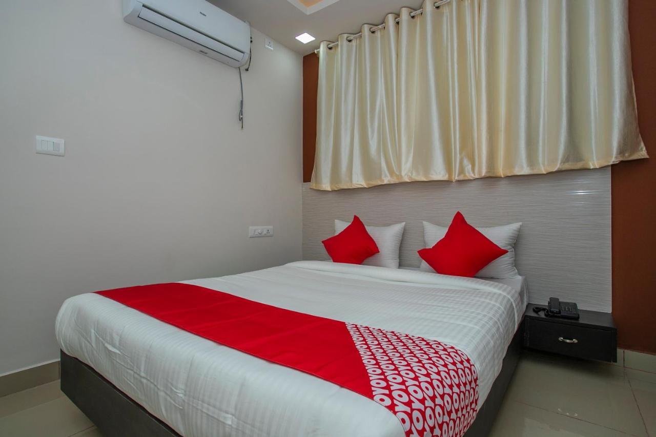 Hotel O Varcity Phi Premium Pavilion ,Above Hdfc Bank ,Near Anjaneya Temple Madiwala, Hosur Main R Bangalore Exterior foto