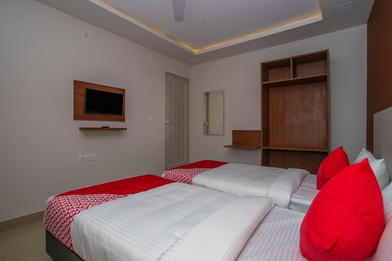 Hotel O Varcity Phi Premium Pavilion ,Above Hdfc Bank ,Near Anjaneya Temple Madiwala, Hosur Main R Bangalore Exterior foto